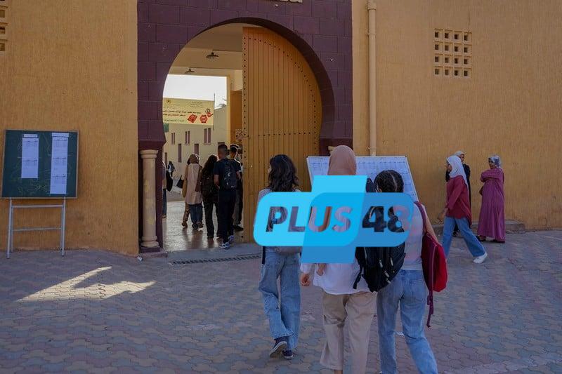أولياء التلاميذ ينتقدون كلفة “مراكز التحضير” لمباريات المدارس العليا