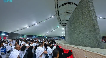 مشعر منى يستقبل حجاج بيت الله الحرام لرمي جمرة العقبة