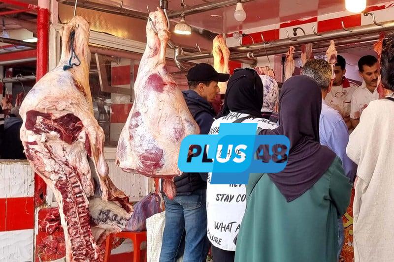 اللحوم تنفد في محلات للجزارة