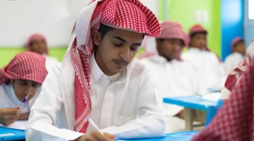 أكثر من 200 ألف طالب وطالبة يؤدون اختبارات الفصل الثالث في #تبوك