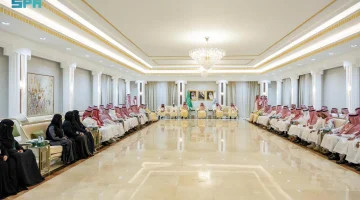 أمير #الجوف يستقبل المهنئين بـ #عيد_الأضحى من منسوبي الإمارة