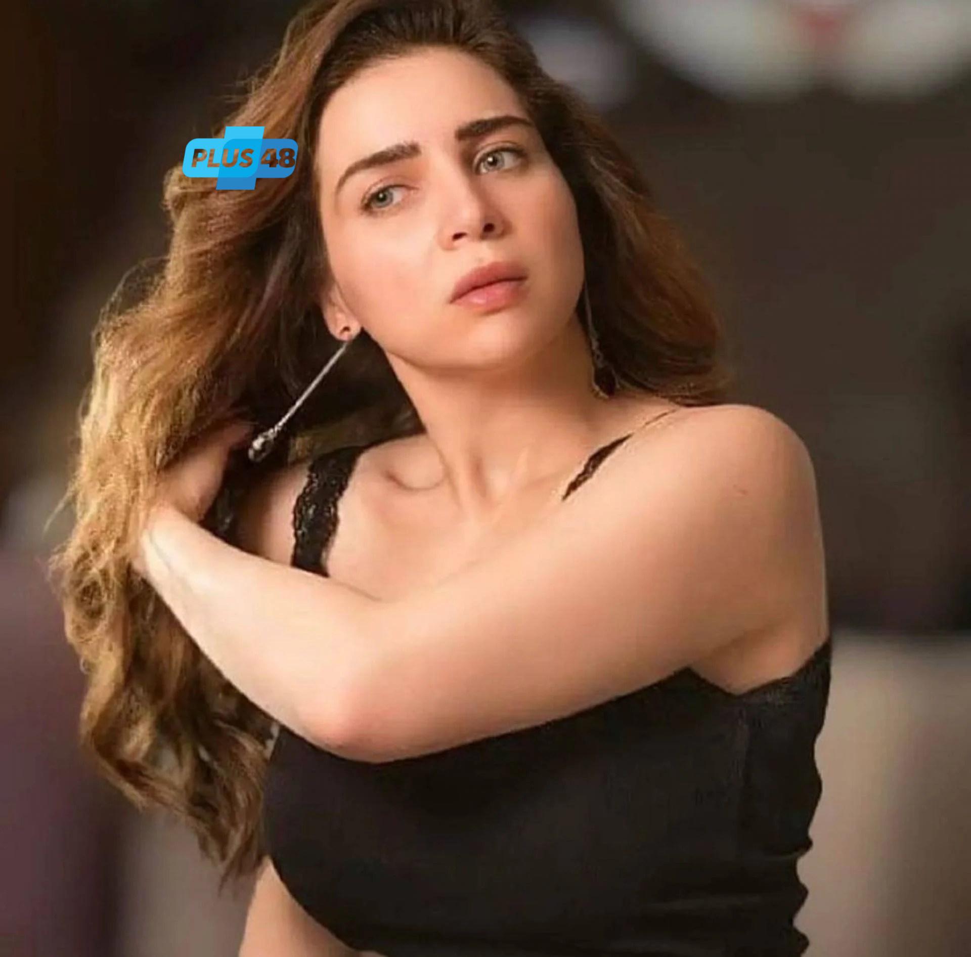 مي عز الدين.. عودة مفاجئة إلى المسرح وتجربة جديدة تكشف جوانب خفية في شخصيتها